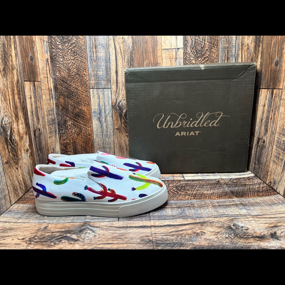 Unbridled Ariat Kenna Cactus Print Platform Slip On Sneaker Women Shoes VARIOUS